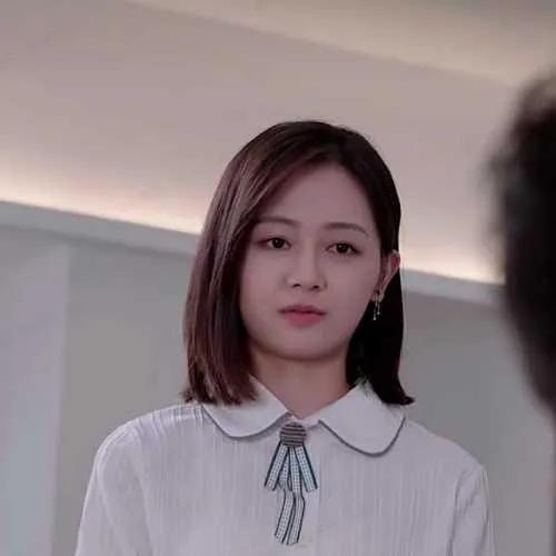 曹璟雯
