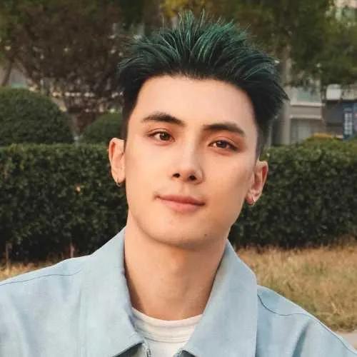 岑牧沧