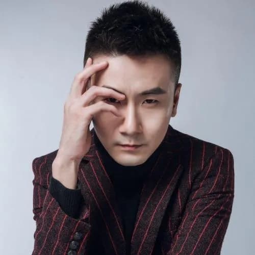 崔一凡