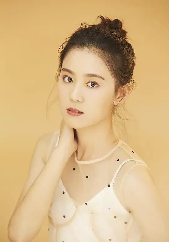 https://d2z41im5sef4ve.cloudfront.net/dev/wiki/diyiying_photo_0.webp
