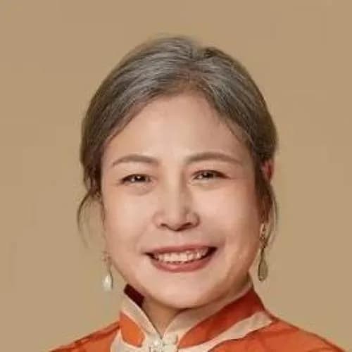 高萍
