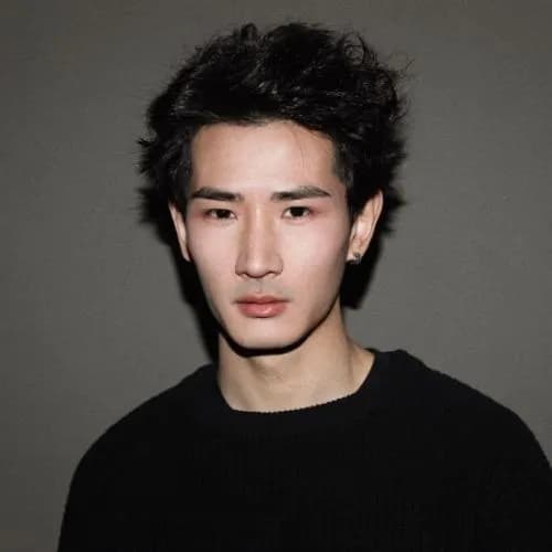 何俊雄