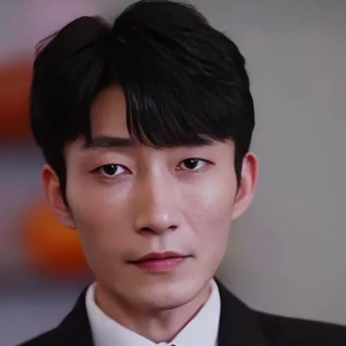 李康康