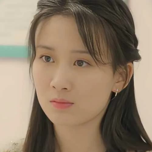 刘依依