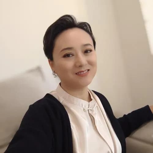 王春霞