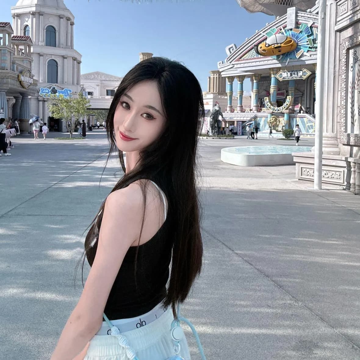 王忆如